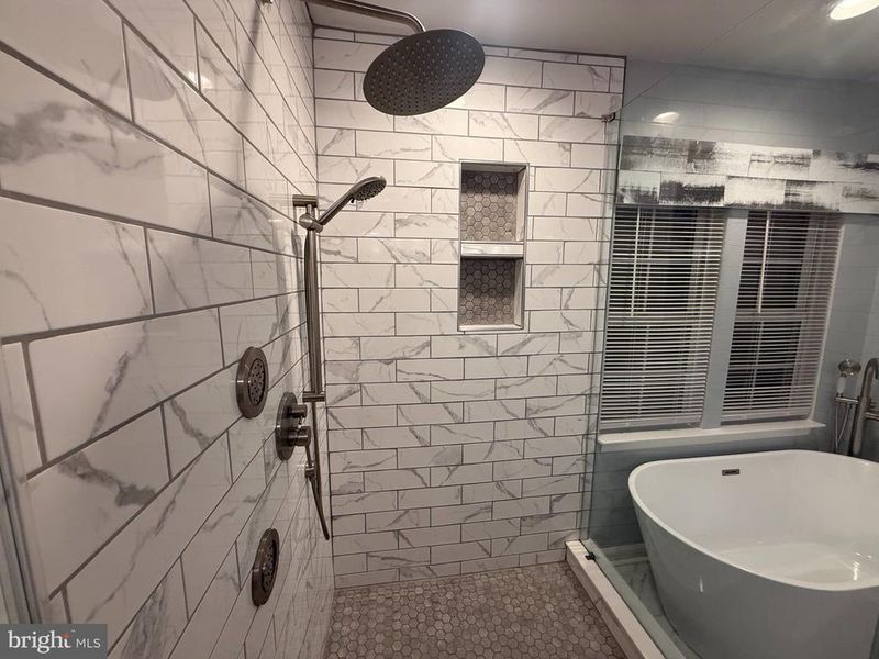 4275 Pemberley Ct, Woodbridge, VA 22193