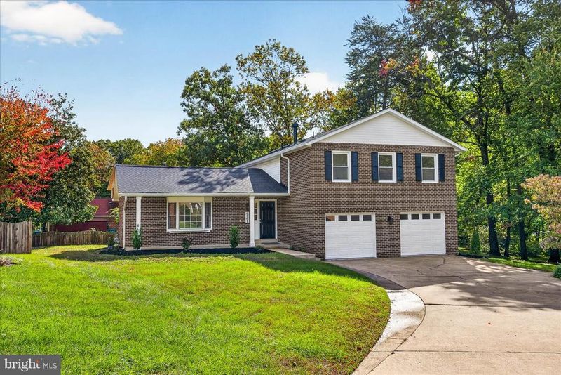 6661 Newchandler Ct, Burke, VA 22015