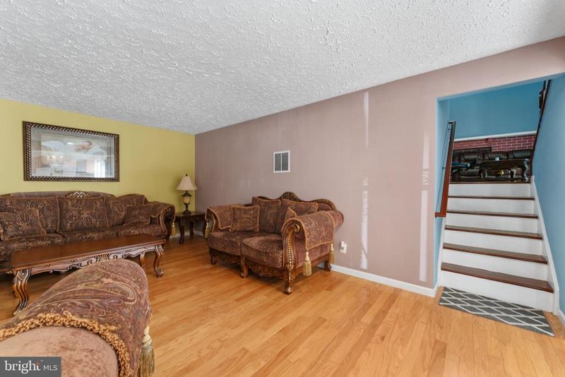 11309 Clara St, Silver Spring, MD 20902