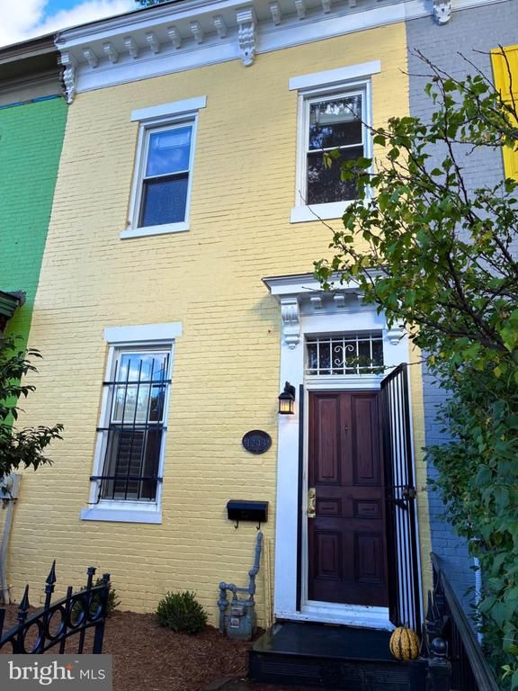 1243 5th St NW, Washington, DC 20001