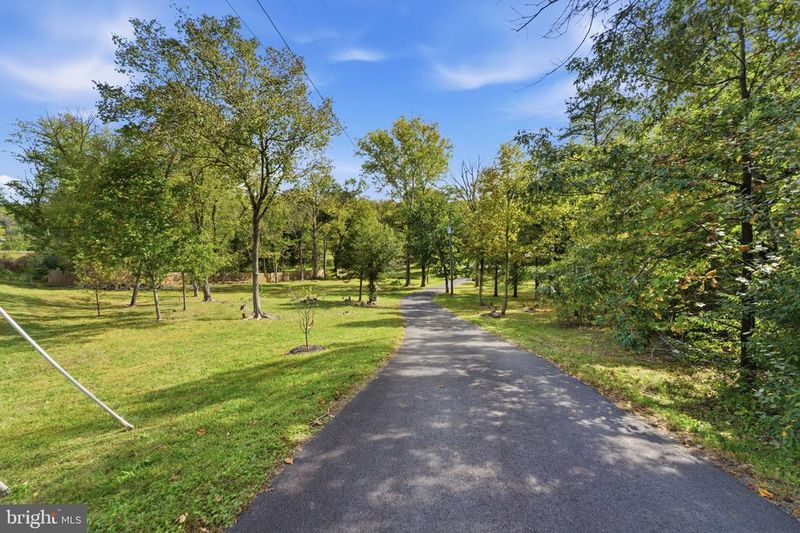 12509 Nokesville Rd, Nokesville, VA 20181