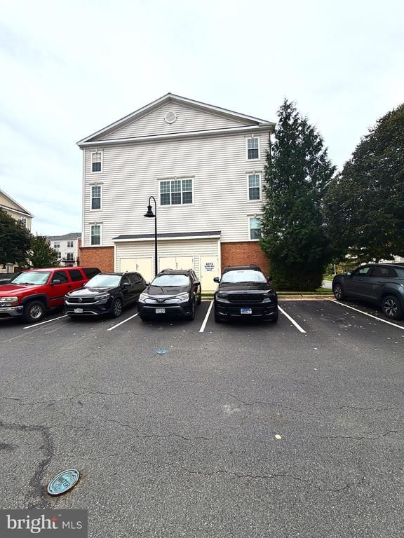 6275 Aster Haven Cir, Haymarket, VA 20169