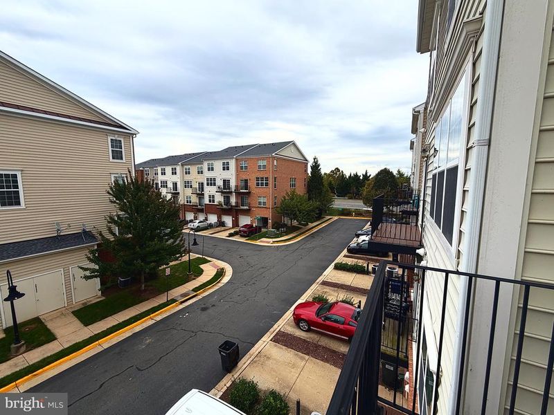 6275 Aster Haven Cir, Haymarket, VA 20169