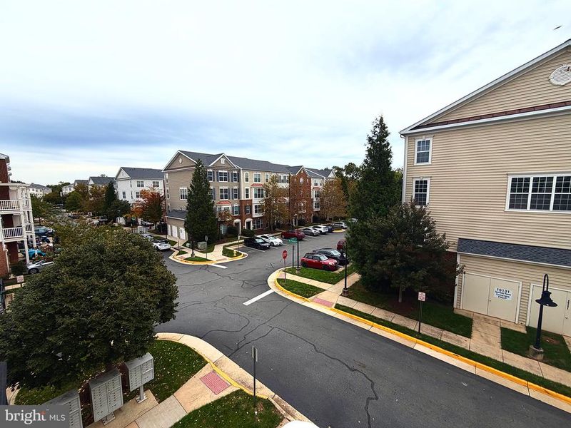 6275 Aster Haven Cir, Haymarket, VA 20169
