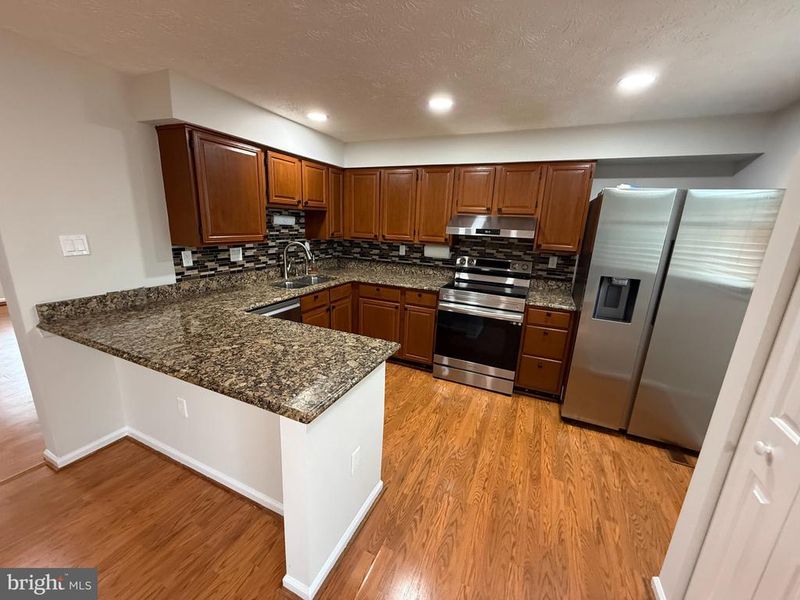 14800 Crosswood Ter, Burtonsville, MD 20866