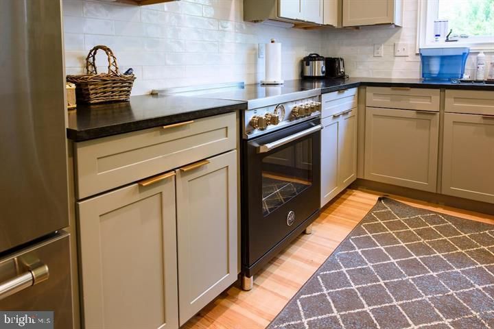191 Prince George St #B, Annapolis, MD 21401