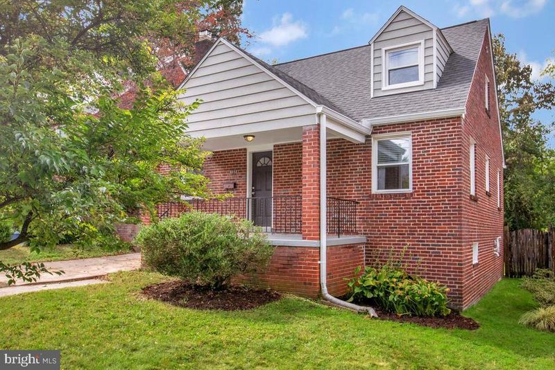 6112 43rd St, Hyattsville, MD 20781