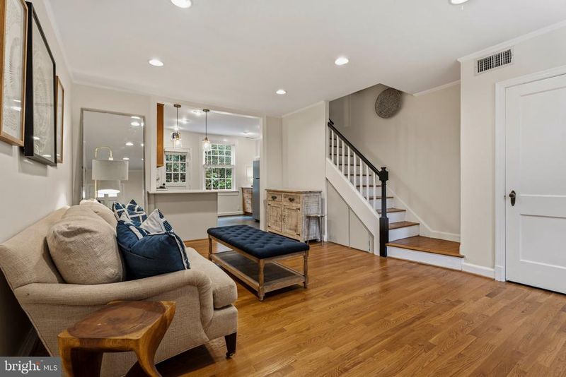 1201 S Barton St #181, Arlington, VA 22204