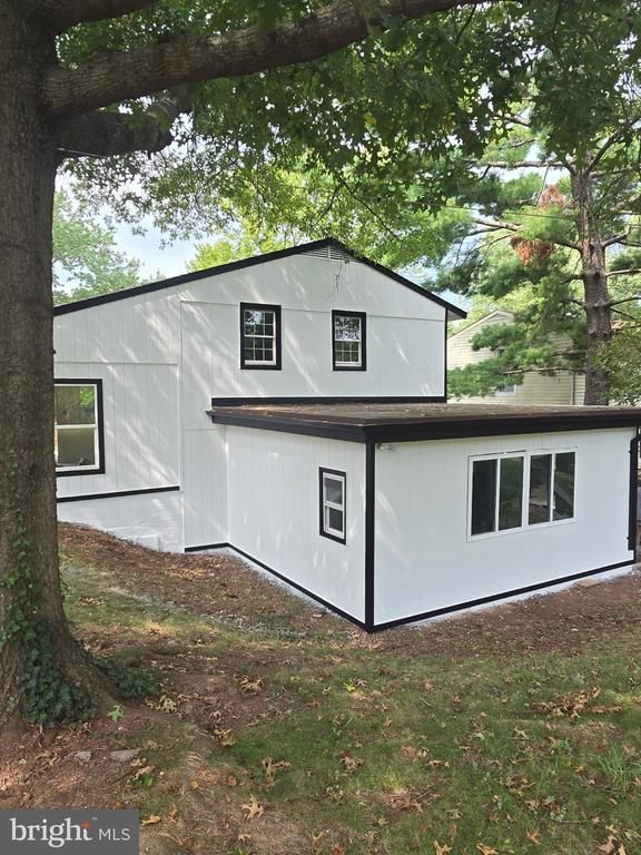 4021 Novar Dr, Chantilly, VA 20151