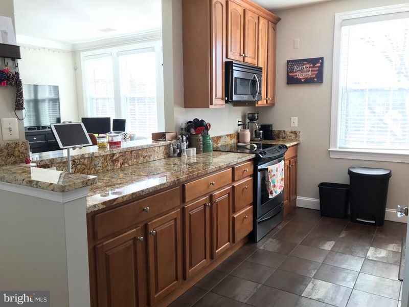401 Commonwealth Ave #32B, Alexandria, VA 22301