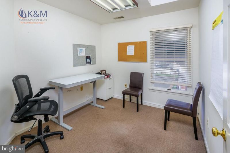 10520 Warwick Ave #B8, Fairfax, VA 22030