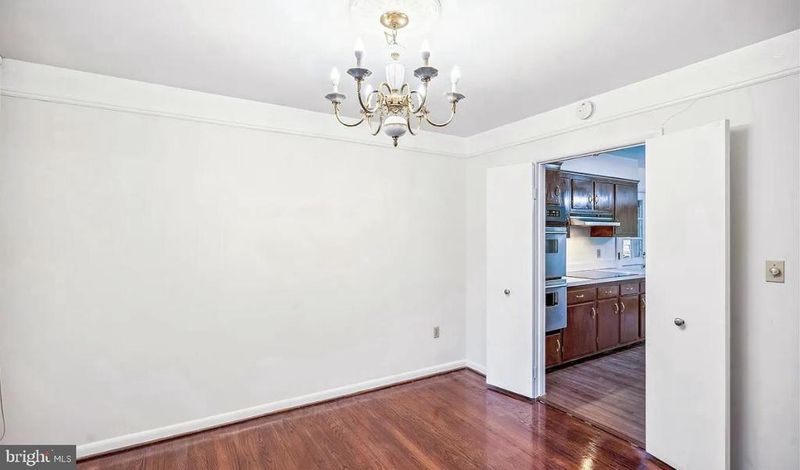 2406 Mistletoe, Adelphi, MD 20783