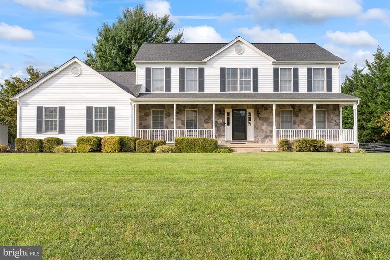 4818 Timber Dr, Mount Airy, MD 21771