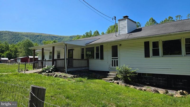 82 Broad Run Rd, Bentonville, VA 22610