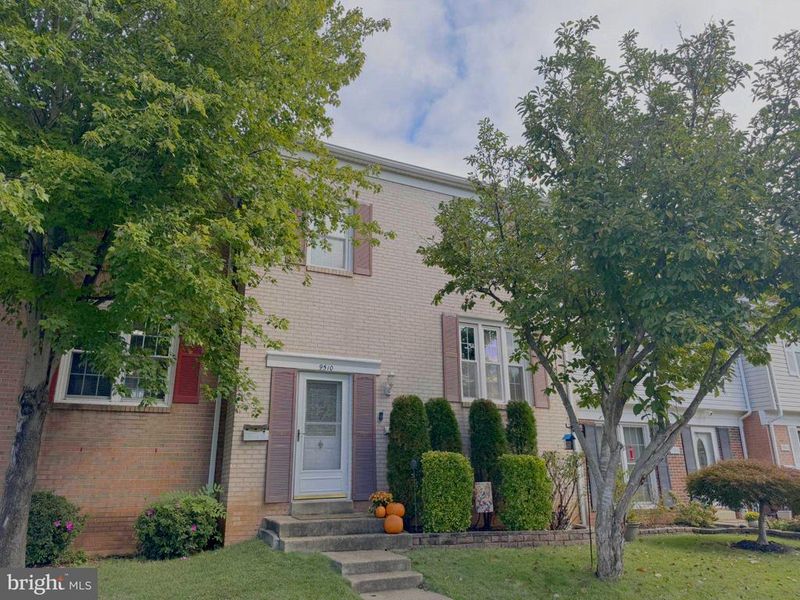 9510 Covington Pl, Manassas, VA 20109