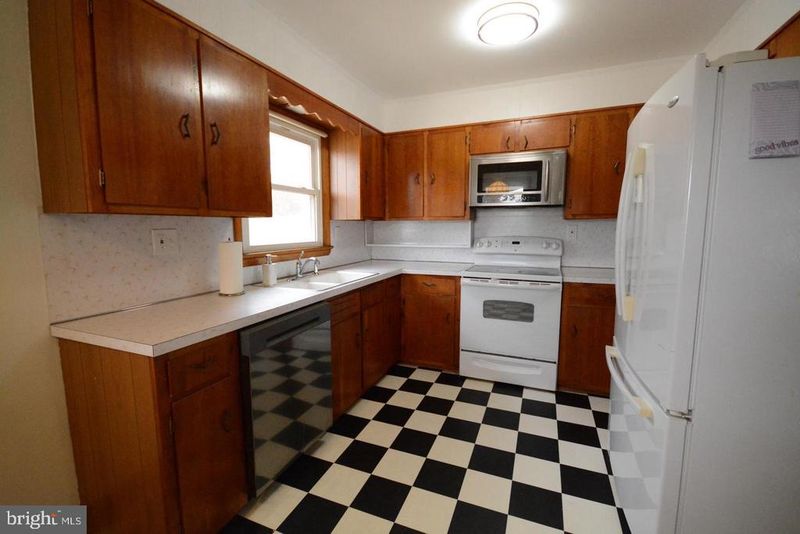 10 Koogle Dr, Middletown, MD 21769