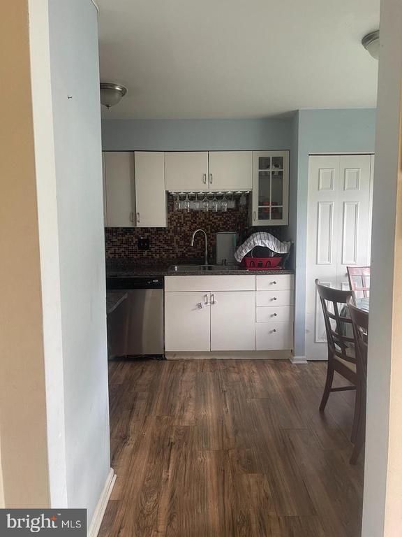 14808 Lynhodge Ct, Centreville, VA 20120