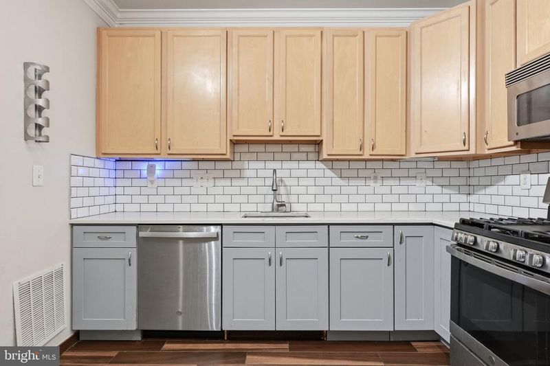 1643 6th St NW #9, Washington, DC 20001
