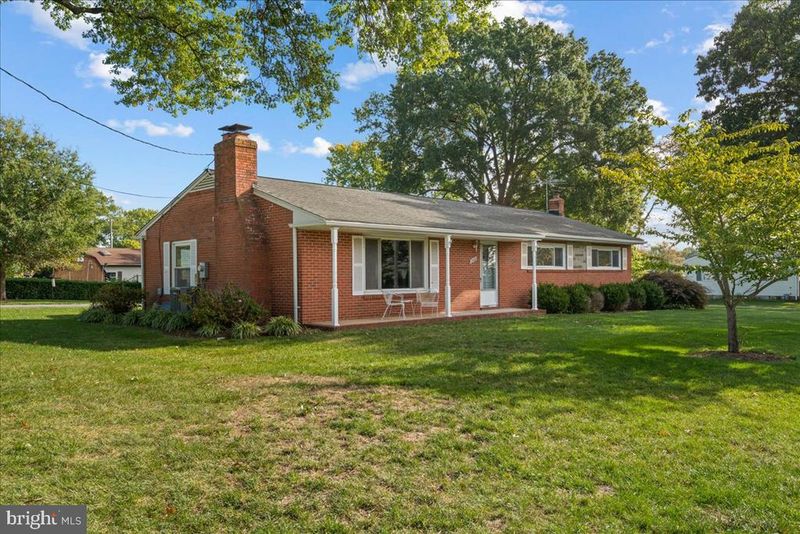 8406 Holly St, Laurel, MD 20707