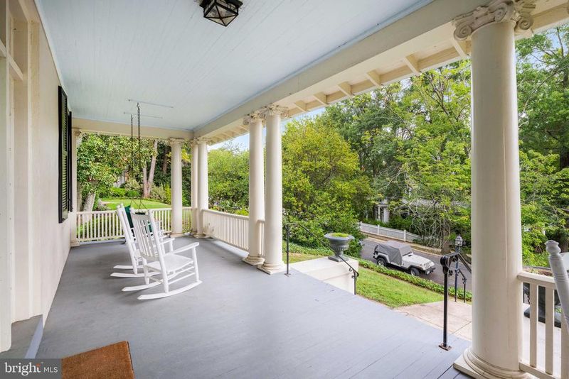 400 N View Ter, Alexandria, VA 22301