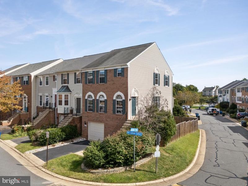 20172 Bar Harbor Ter, Ashburn, VA 20147