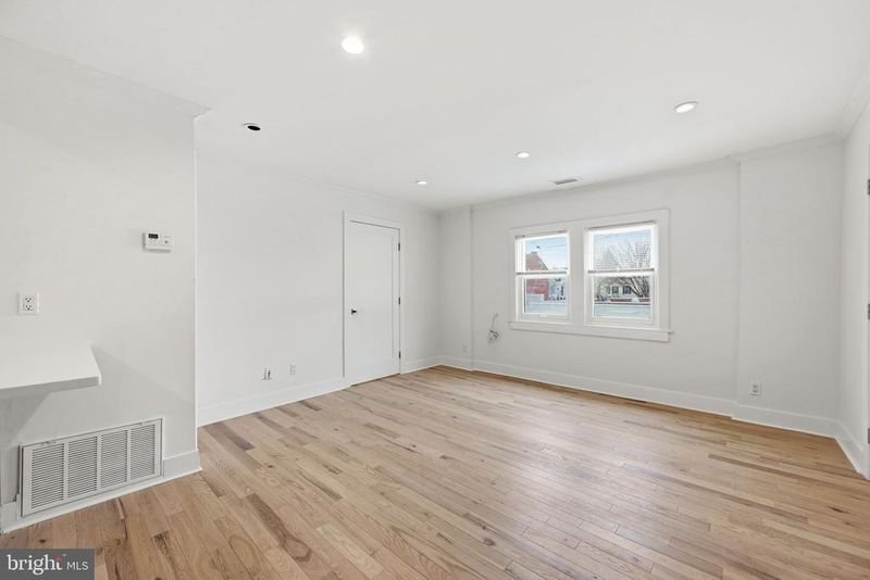 1419 Wisconsin Ave NW #1, Washington, DC 20007