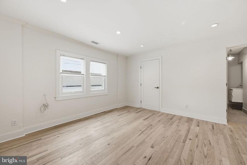 1419 Wisconsin Ave NW #1, Washington, DC 20007