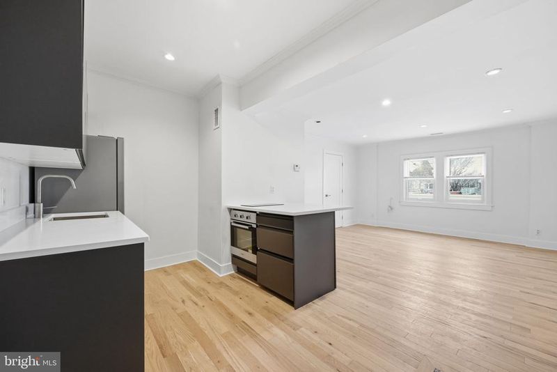 1419 Wisconsin Ave NW #1, Washington, DC 20007