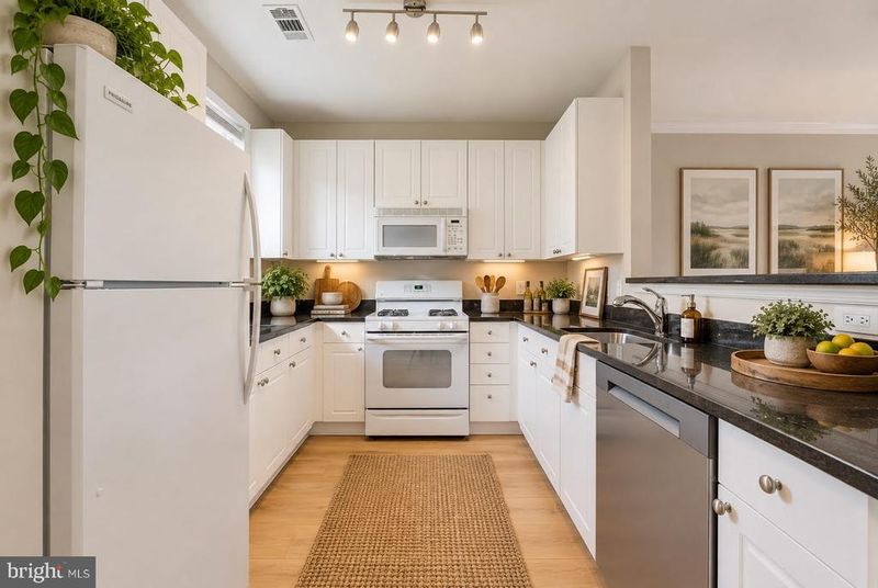 2791 Centerboro Dr #380, Vienna, VA 22181