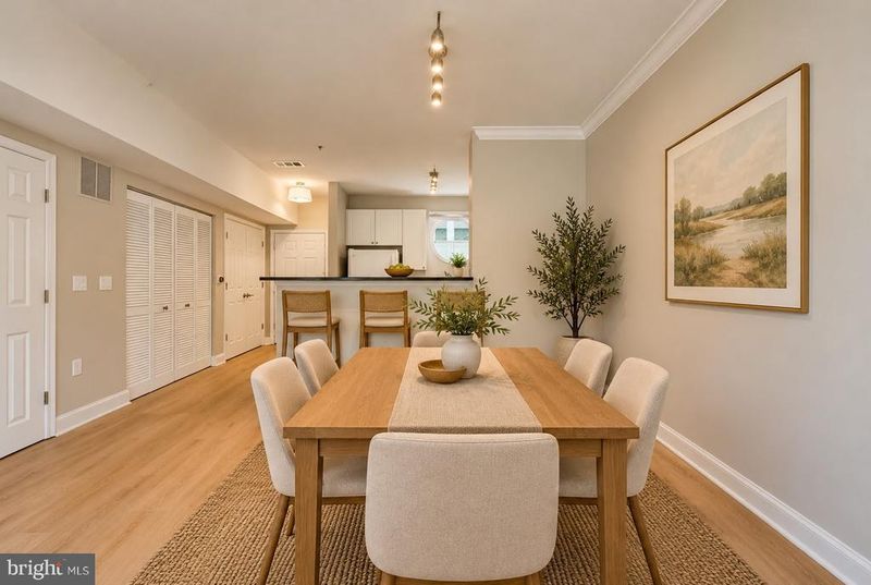 2791 Centerboro Dr #380, Vienna, VA 22181