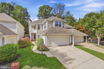 9827 Bolton Village Ct, Fairfax, VA 22032
