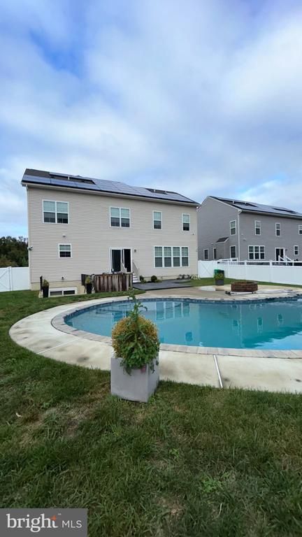 6104 Hunt Weber Dr, Clinton, MD 20735