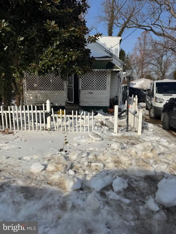 4710 Bromley Ave, Suitland, MD 20746