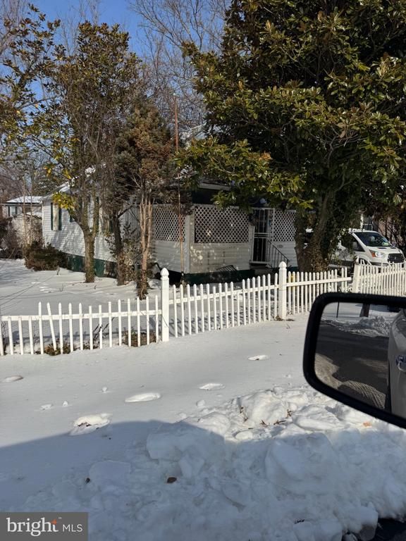 4710 Bromley Ave, Suitland, MD 20746