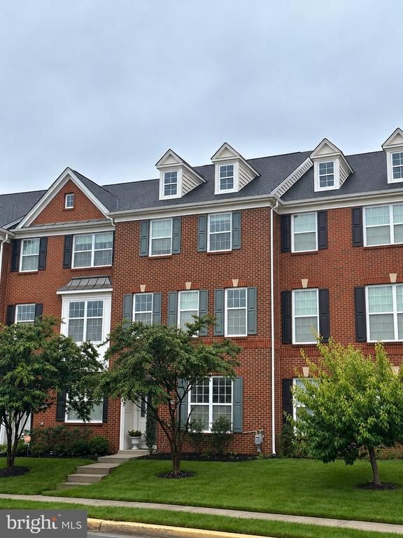 23343 Milltown Knoll Sq, Ashburn, VA 20148