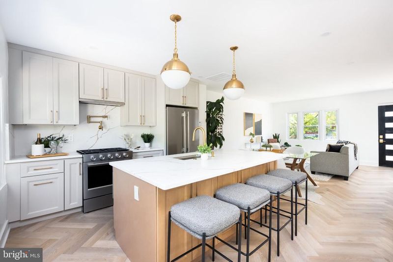 5317 7th St NW, Washington, DC 20011