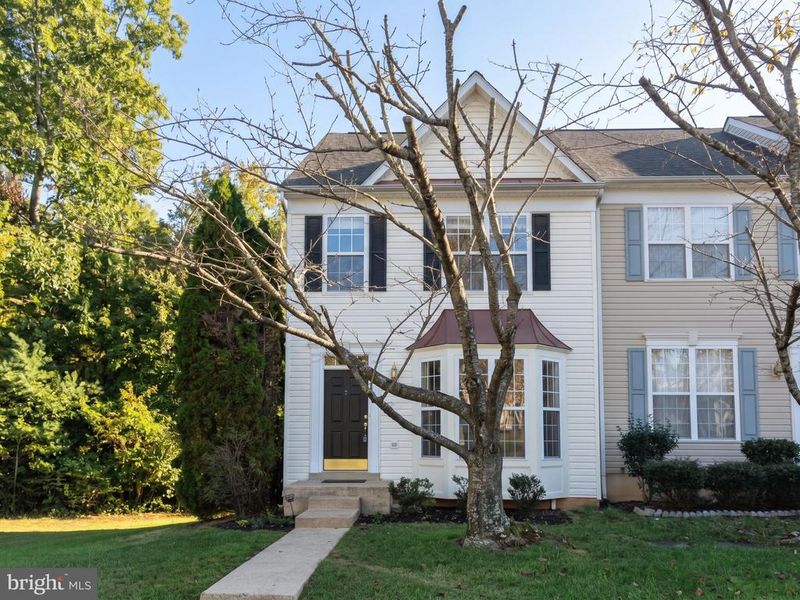 4461 Torrence Pl, Woodbridge, VA 22193