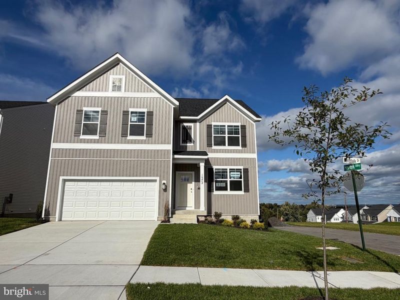 1572 Bentstalk Dr, Frederick, MD 21703