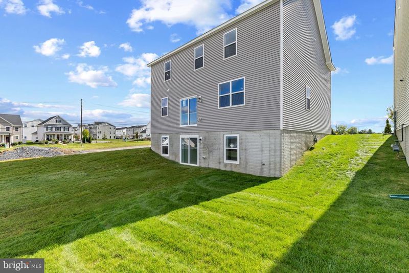 1572 Bentstalk Dr, Frederick, MD 21703