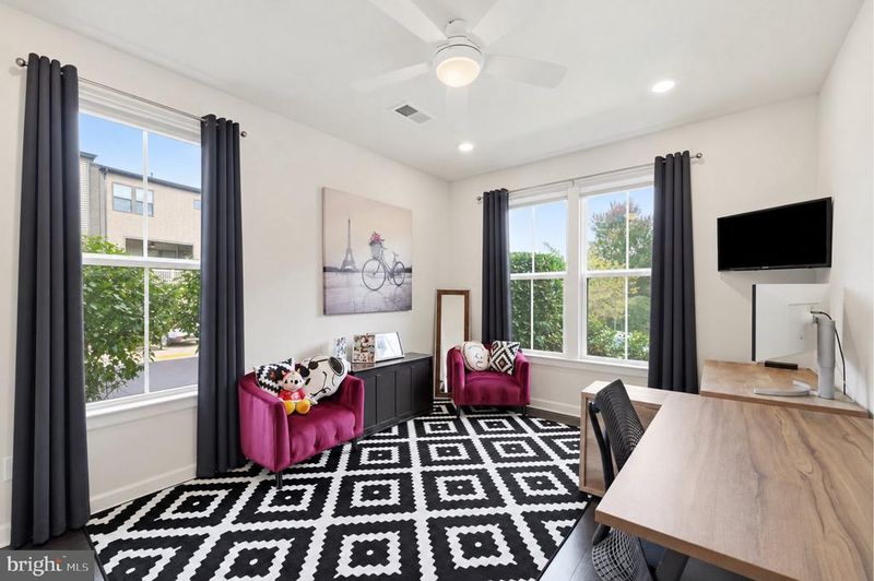 3089 Sassafras Ct, Fairfax, VA 22031
