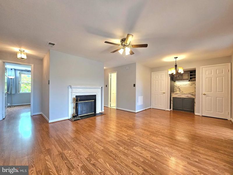 516 N West St, Alexandria, VA 22314