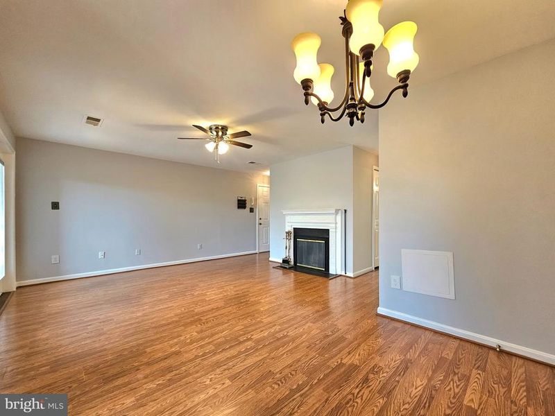 516 N West St, Alexandria, VA 22314