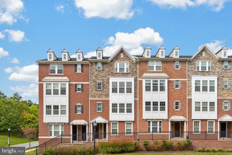 707 Cobbler Pl #707, Gaithersburg, MD 20877