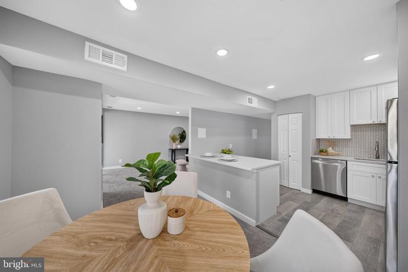 5000 7th Rd S #101, Arlington, VA 22204