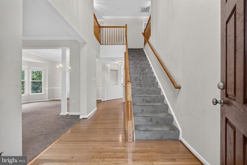 10209 Juniper Dr, Bowie, MD 20721