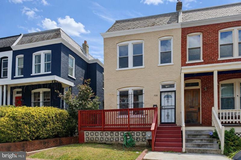 720 Gresham Pl NW, Washington, DC 20001