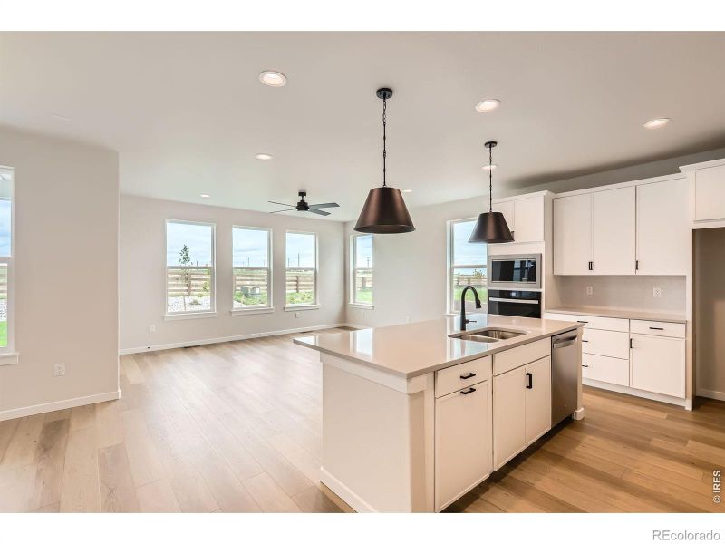 5901 Aspenglow St, Longmont, CO 80504