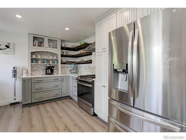 112 Dawson Pl, Longmont, CO 80504