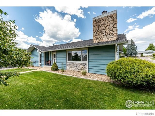 14 Douglas Dr N, Broomfield, CO 80020