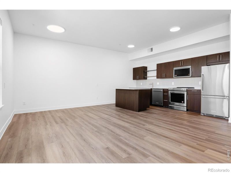 1707 Walnut St #208, Boulder, CO 80302